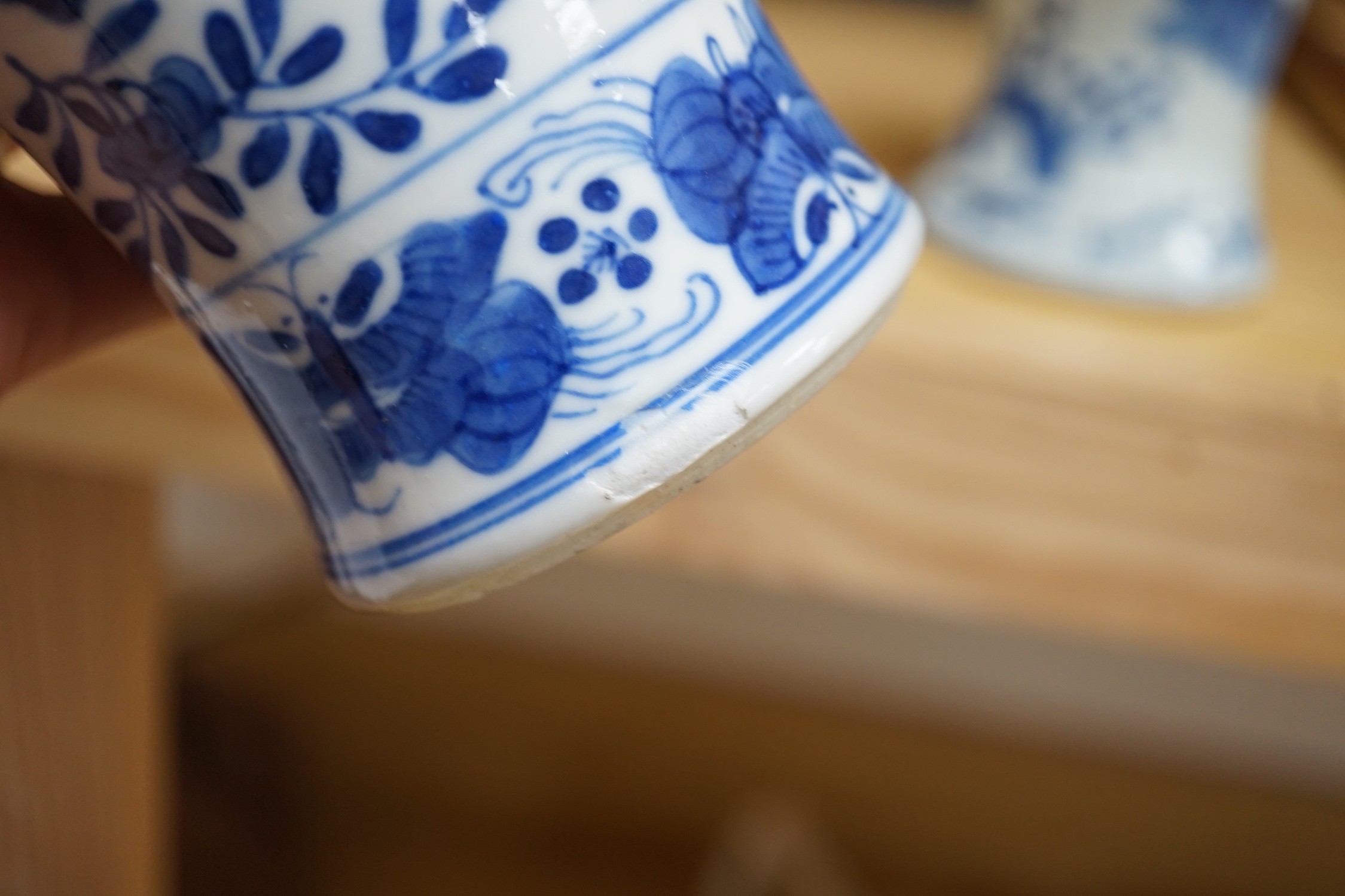 Two 19th century Chinese blue and white small vases, tallest 18cm